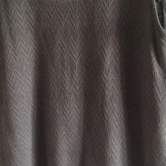 Columbia Tank Top - Picture 6 of 9